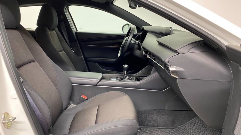 Mazda 3 bild 6