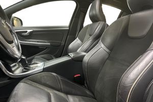 Volvo S60 bild 13