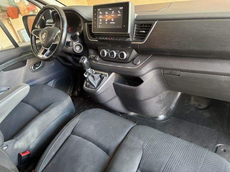 Renault Trafic bild 10