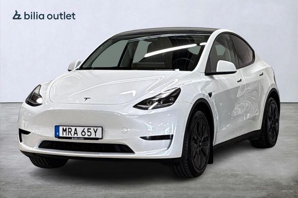 Tesla Model Y Standard Range 300hk Panorama Navi Drag Backkamera MOMS - 2024