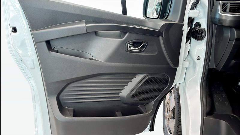 Renault Trafic bild 11