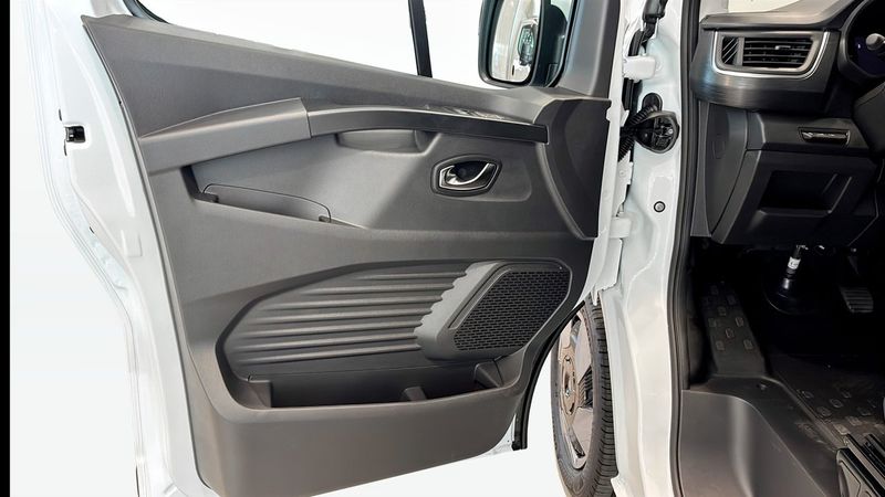 Renault Trafic bild 11