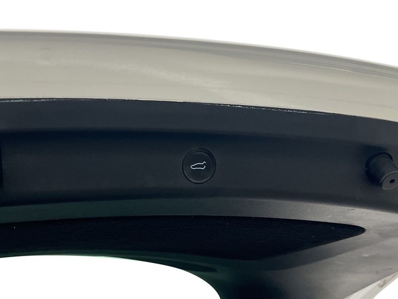Tesla Model Y bild 31