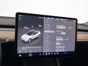 Tesla Model Y bild 24