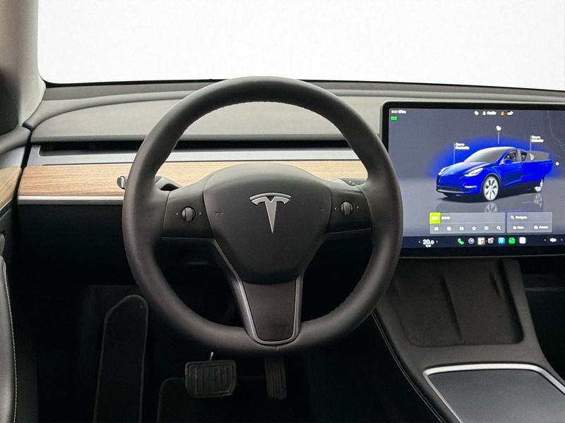 Tesla Model Y bild 13