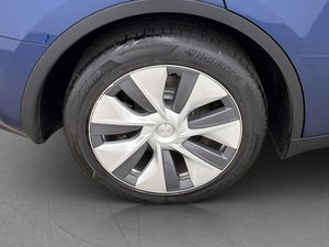 Tesla Model Y bild 35