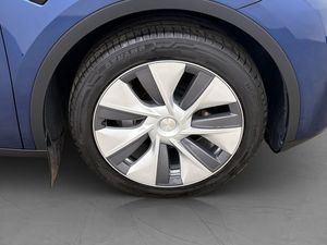 Tesla Model Y bild 36