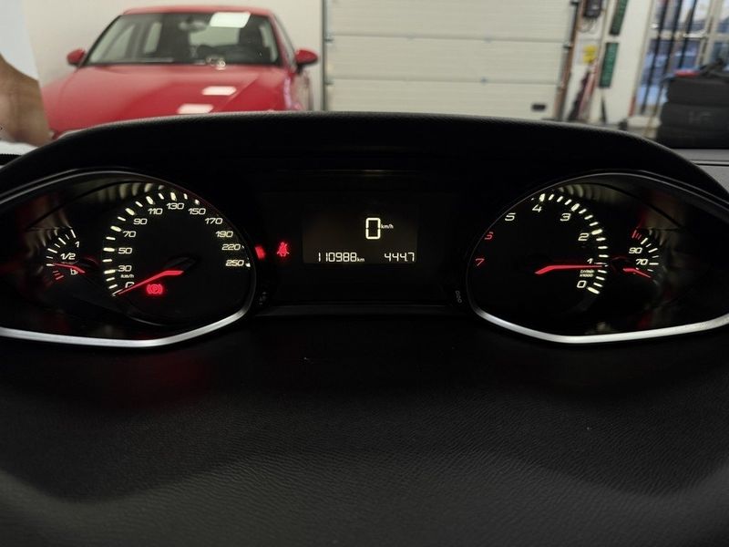 Peugeot 308 bild 6