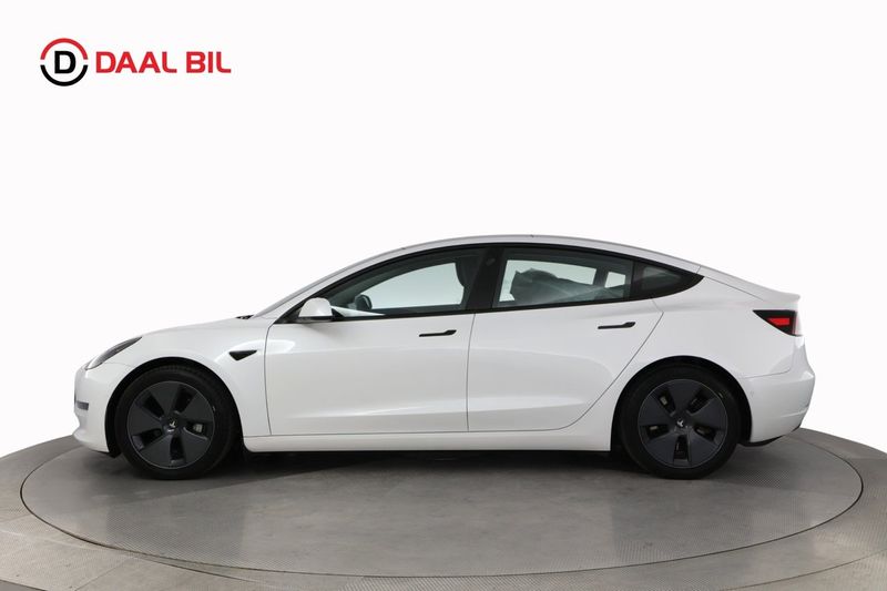 Tesla Model 3 bild 9