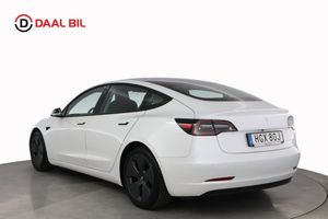 Tesla Model 3 bild 8