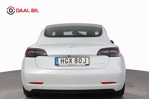 Tesla Model 3 bild 7