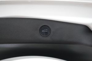 Tesla Model 3 bild 25