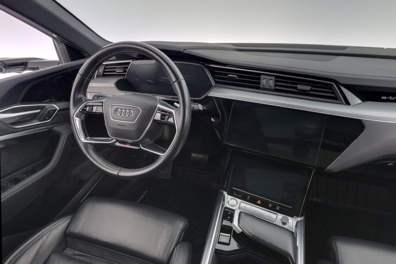 Audi e-tron Sportback bild 15
