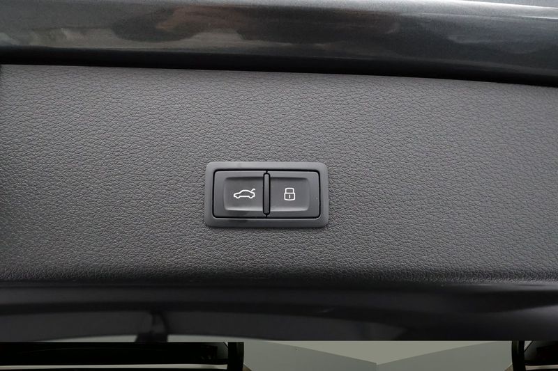 Audi e-tron Sportback bild 30