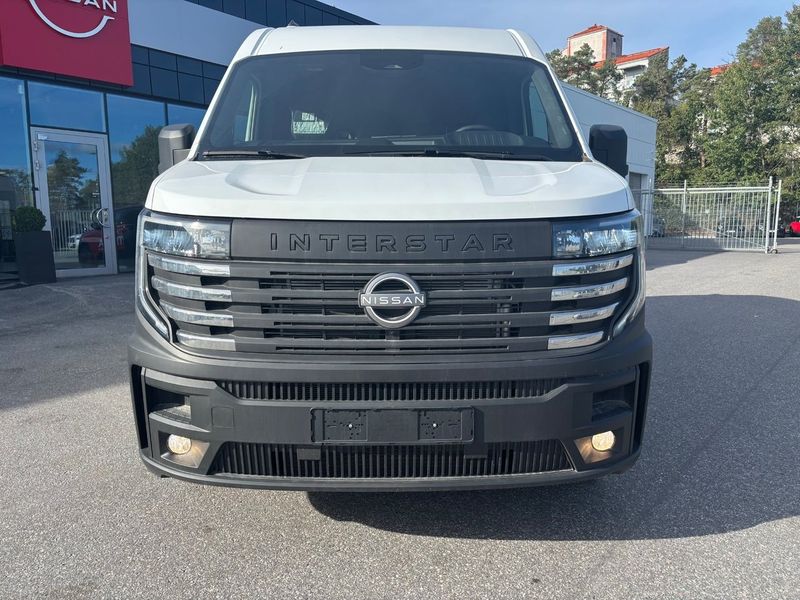 Nissan Interstar bild 2