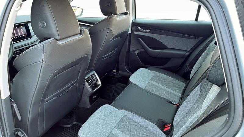 Skoda Octavia bild 11