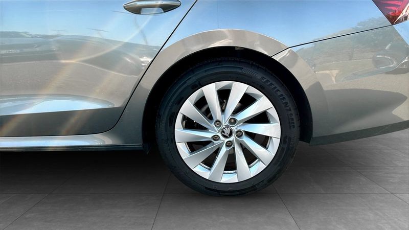 Skoda Octavia bild 6