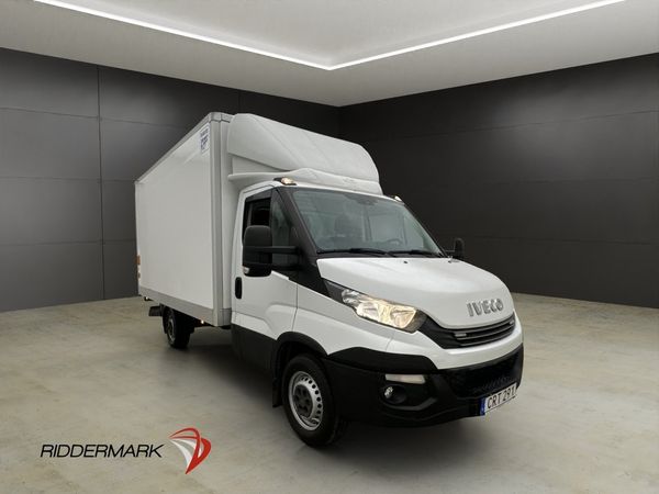 Iveco Daily 2.3JTD Ny-Kamrem Värm Bakgavellyft B-Kamera Moms - 2019