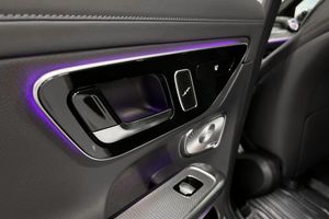 Mercedes GLC300 bild 19