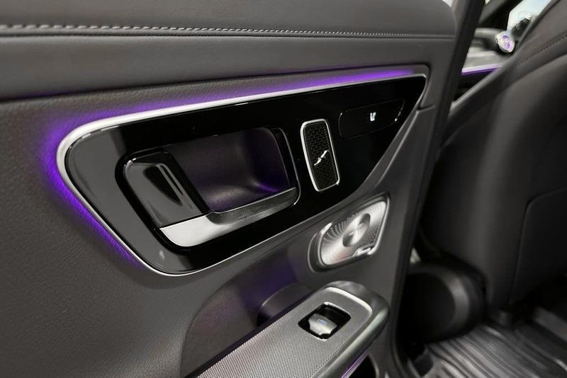 Mercedes GLC300 bild 19