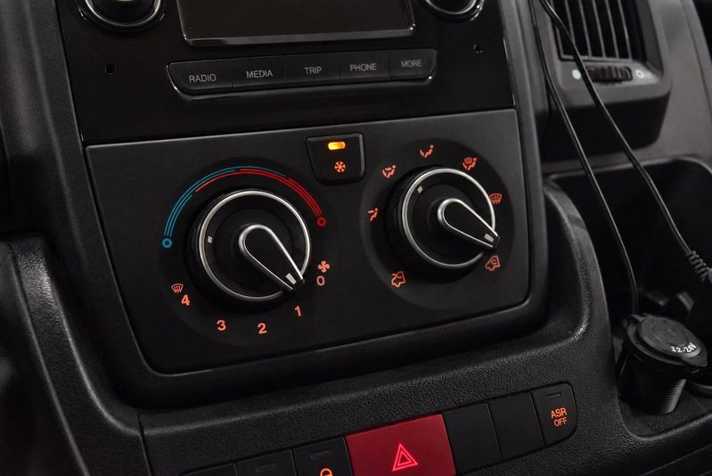 Peugeot Boxer bild 12