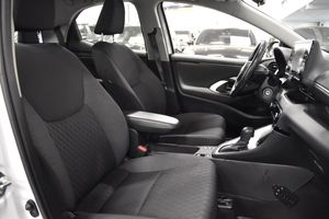 Toyota Yaris bild 12