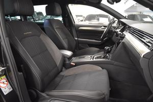Volkswagen Passat bild 12