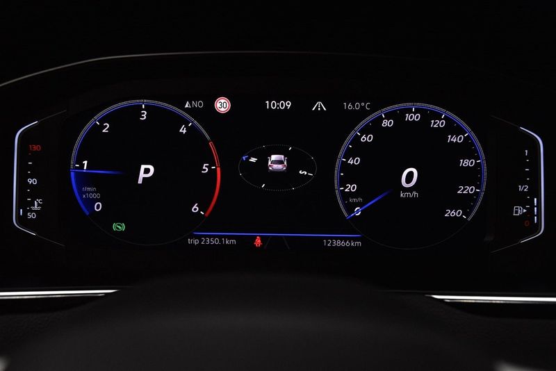 Volkswagen Passat bild 15