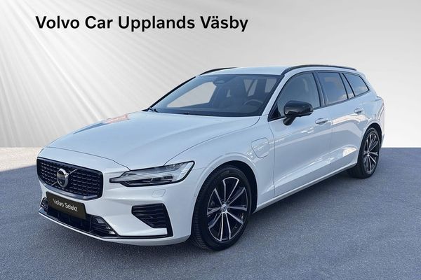 Volvo V60 T6 Plus Dark Edition - 2025