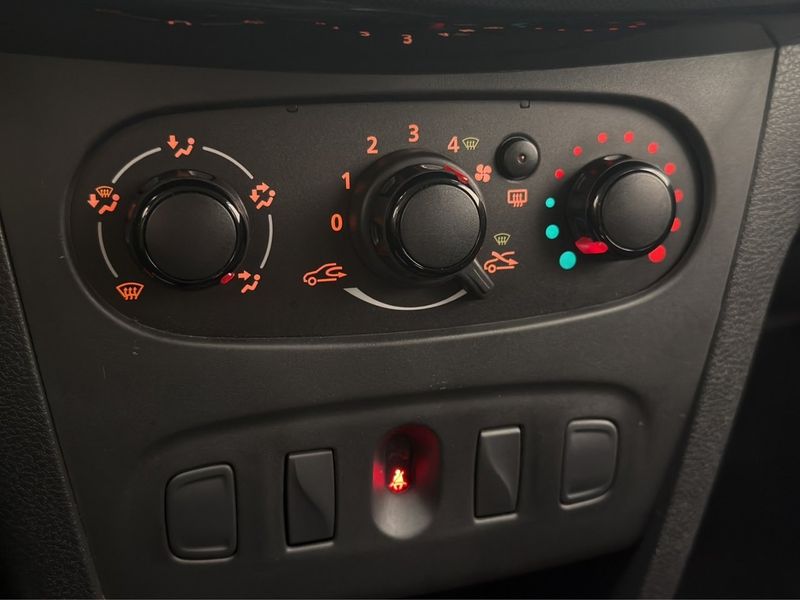 Dacia Logan bild 21
