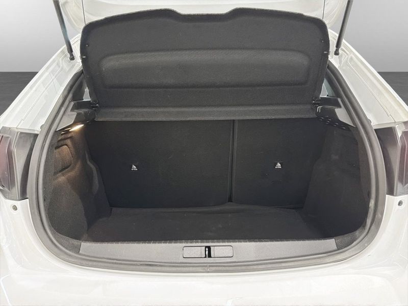 Peugeot 208 bild 17