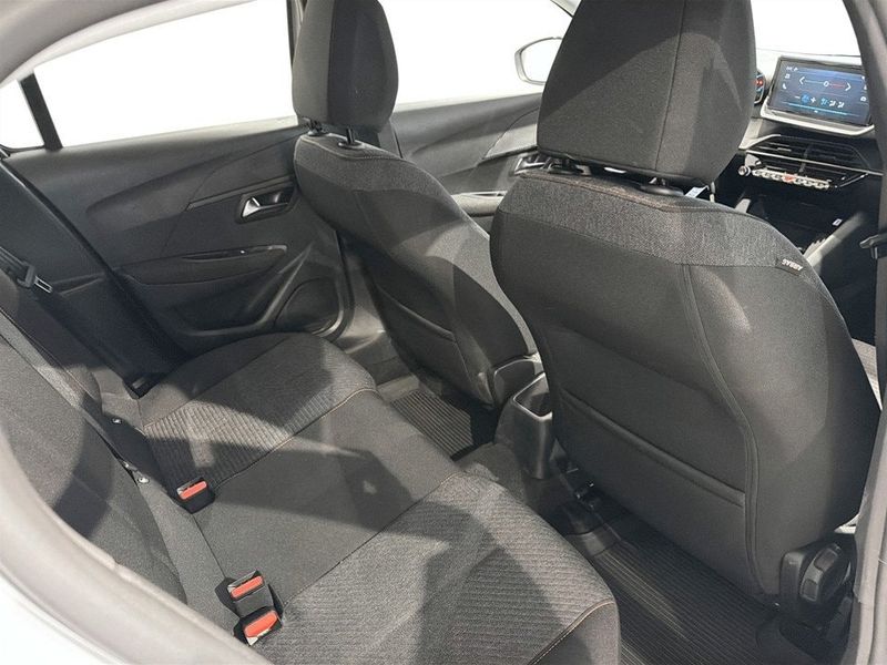 Peugeot 208 bild 14