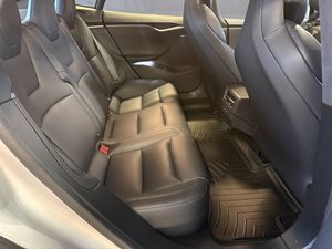 Tesla Model S bild 9