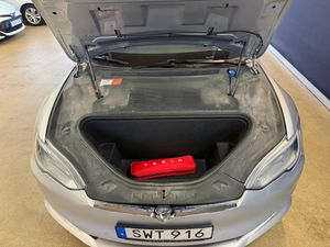 Tesla Model S bild 15