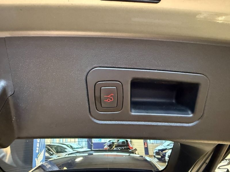 Tesla Model S bild 13