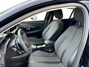 Peugeot 208 bild 4