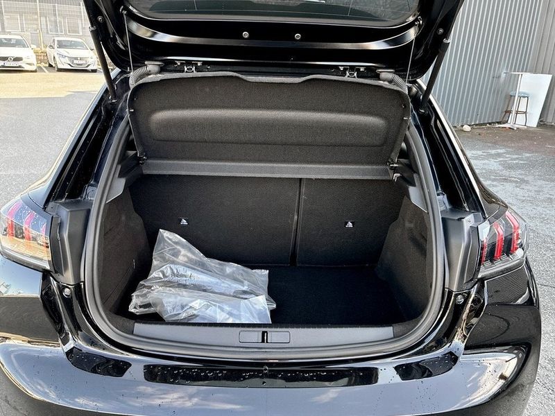 Peugeot 208 bild 15