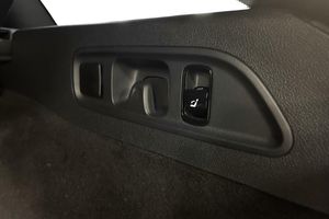 Mercedes E300 bild 15