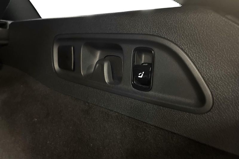 Mercedes E300 bild 15