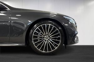 Mercedes E300 bild 12