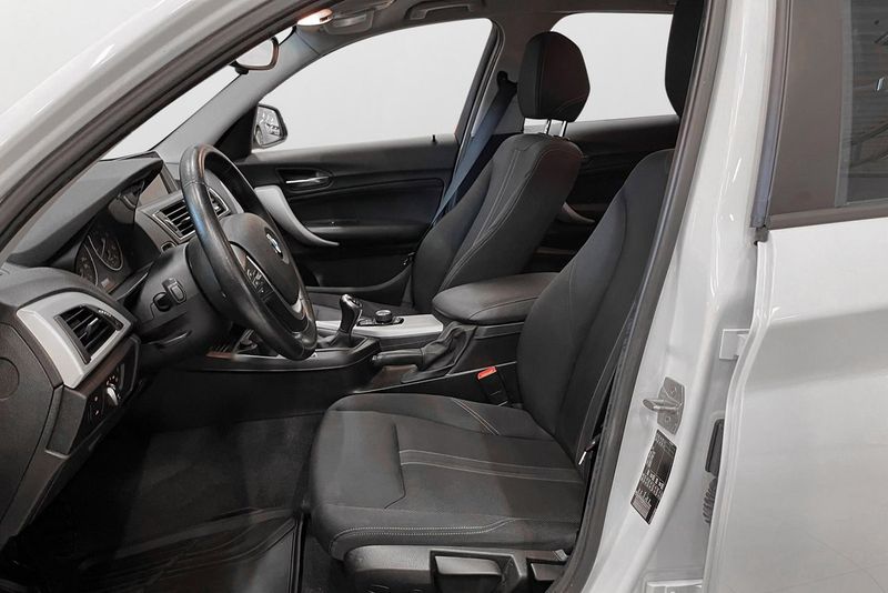 BMW 116 bild 12