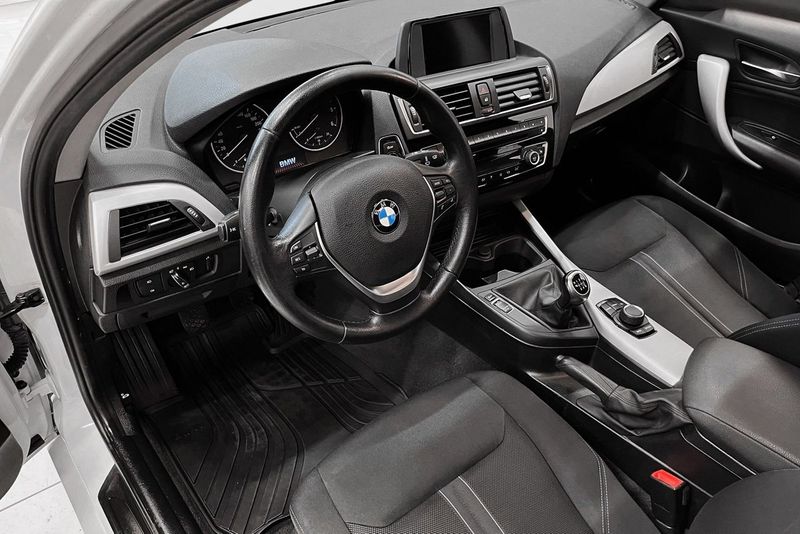 BMW 116 bild 11