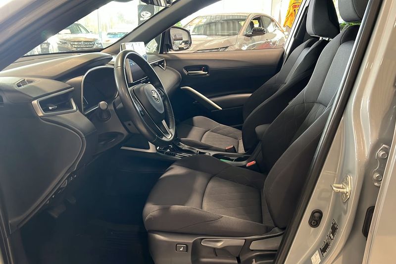 Toyota Corolla Cross bild 6