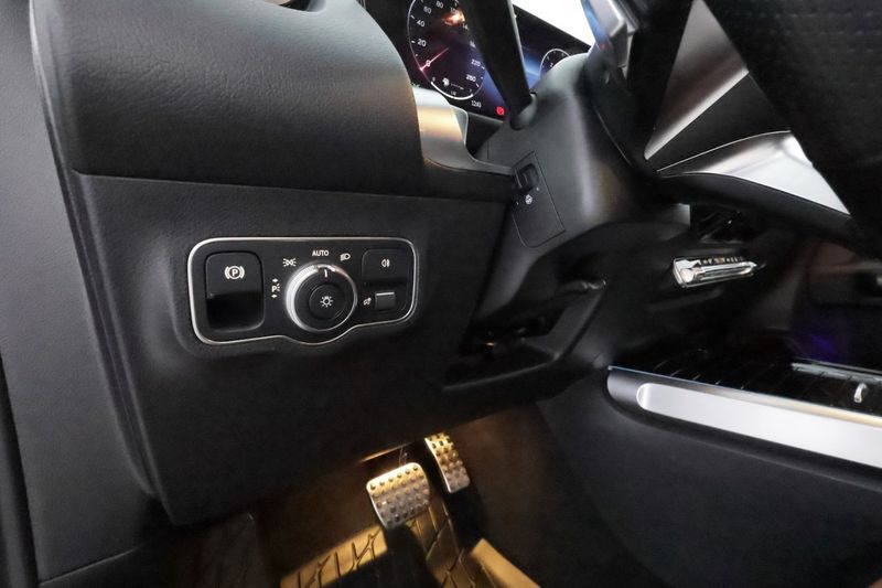Mercedes GLB220 bild 23