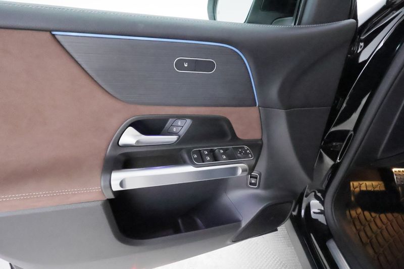 Mercedes GLB220 bild 22
