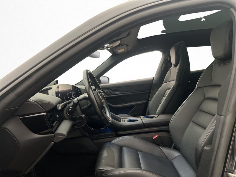 Porsche Taycan bild 15
