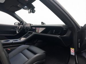 Porsche Taycan bild 20