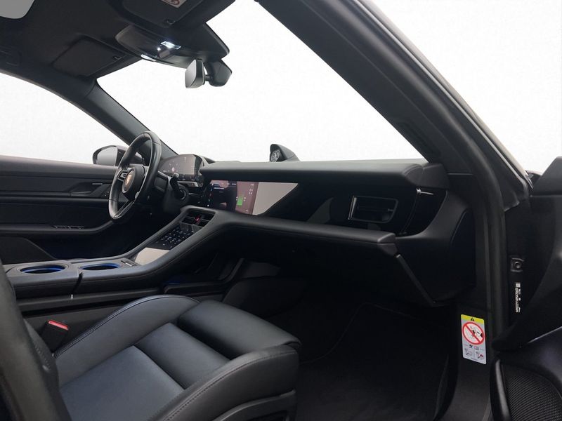 Porsche Taycan bild 20