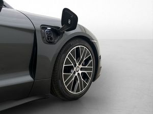 Porsche Taycan bild 13