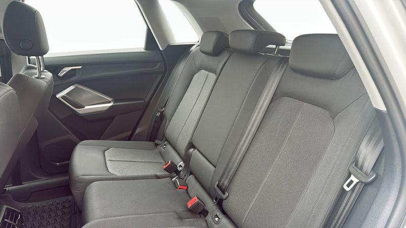 Audi Q3 bild 12
